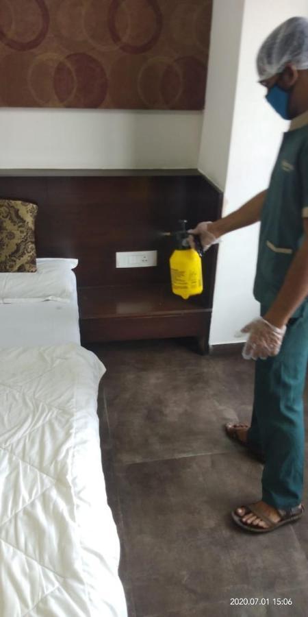 Hotel Palm View Residency Vadodara Eksteriør bilde